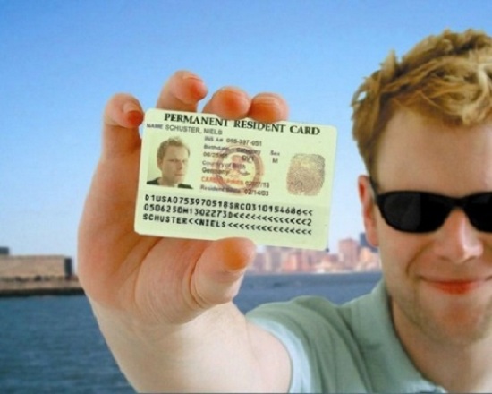 Thi nhập quốc tịch Mỹ và Quyền lợi của người có Thẻ xanh Mỹ