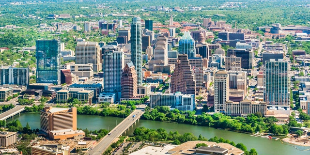 TOP 10 thành phố tốt nhất cho cuộc sống độc thân ở Mỹ 2021-2022